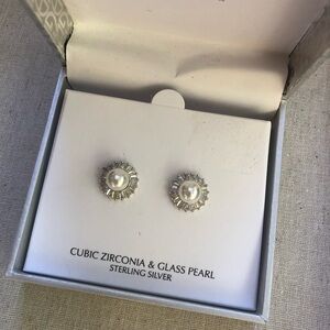 Elegant Silver and Pearl Earrings